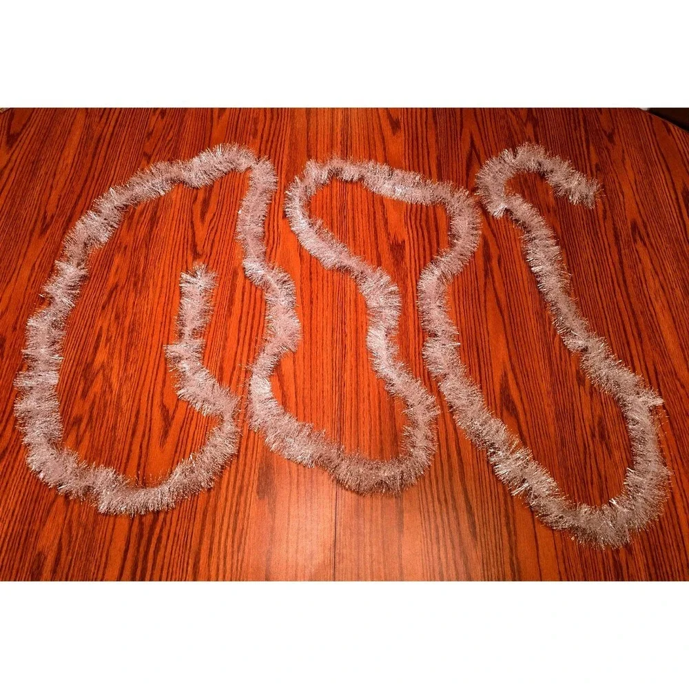 Sparkling White Tinsel Garland Christmas Holiday Party Decor, Great Condition‎